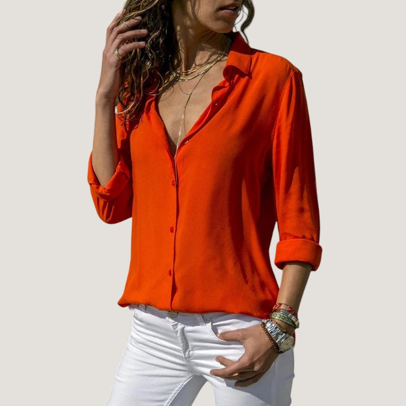 Kvinders Bluse i Chiffon med V-hals og Knapper