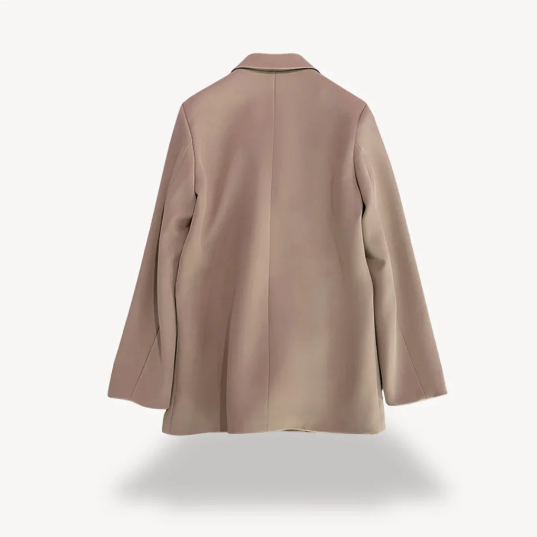 Kvinders Dobbeltradet Blazer Med Guldfarvede Knapper