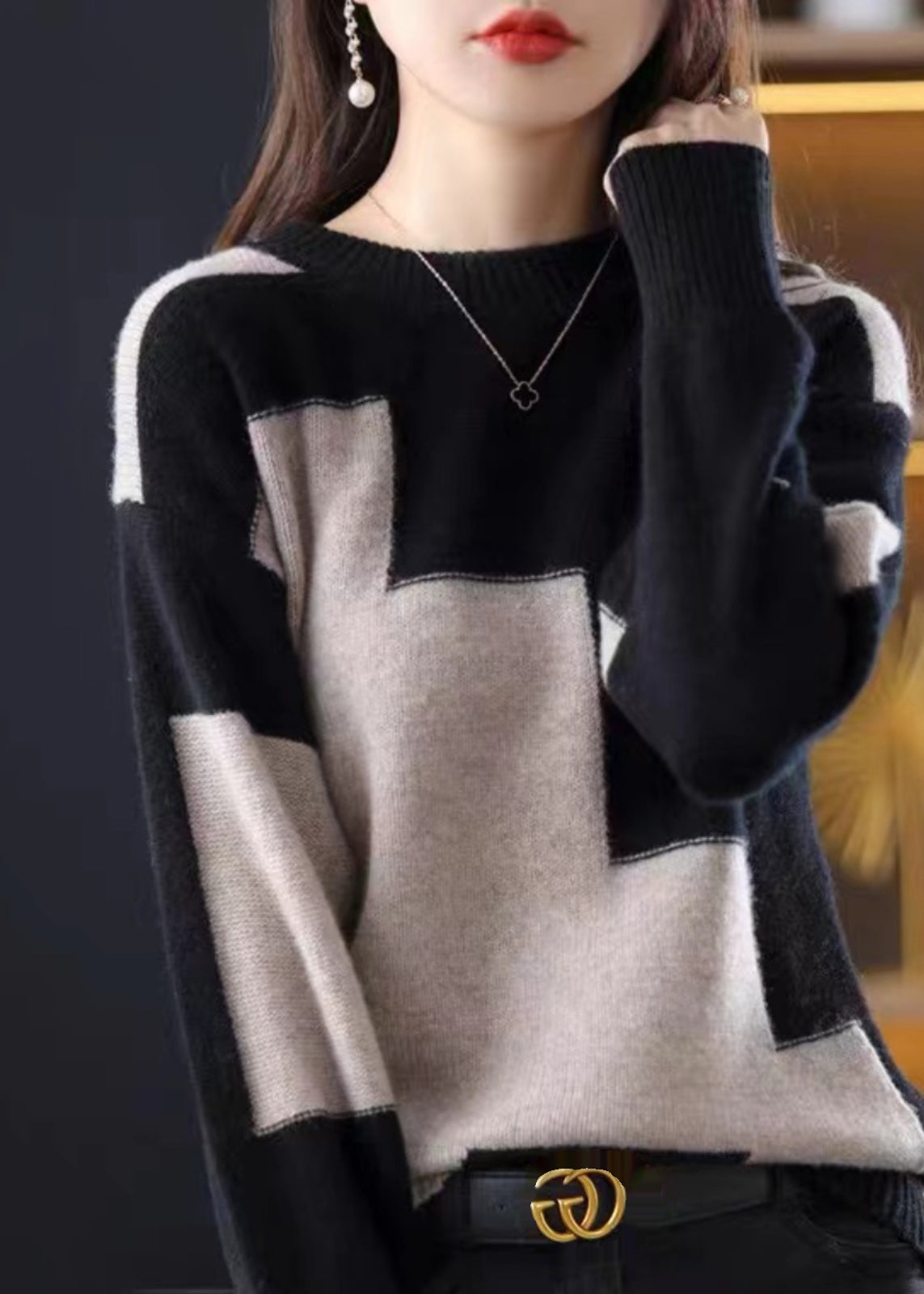 Kvinders O-hals Sweater med Patchwork Design