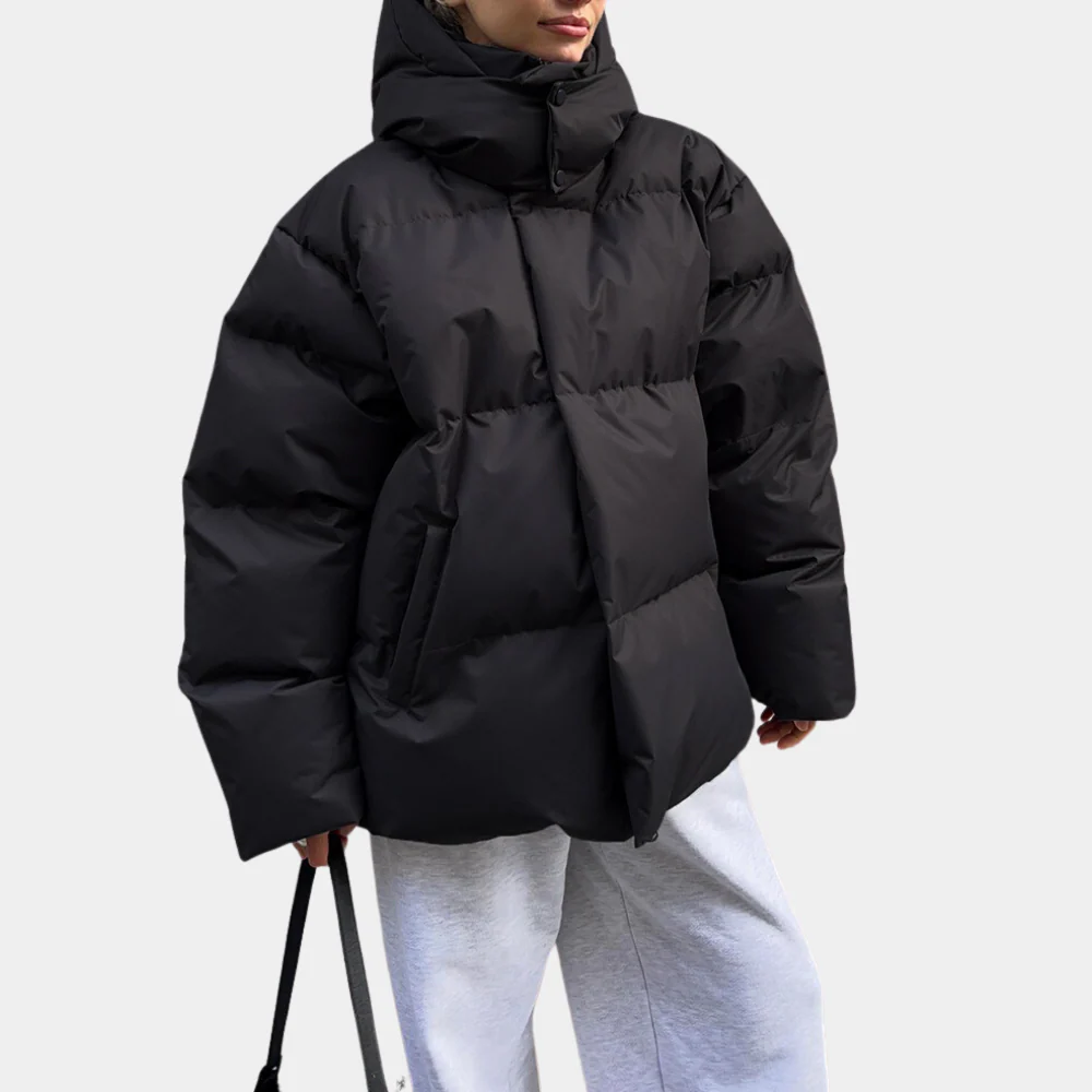 Kvinders Pufferjakke - Oversized Pasform - Quilltet Hætte - Vandafvisende