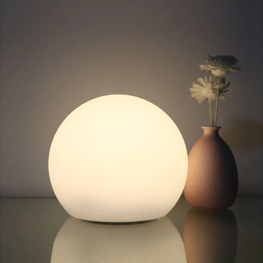 LED Kuglebordslampe med Dynamisk Farveændring
