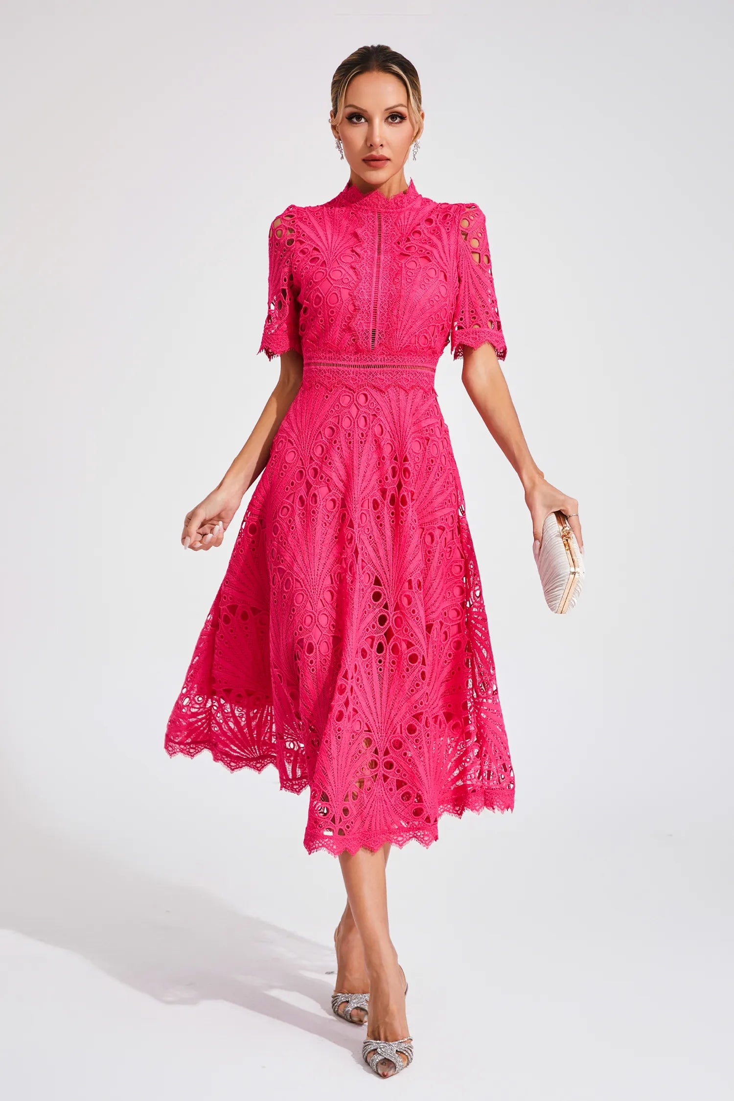 Lace Midi Kjole – Elegant Scoop Udsnit til Bryllupper og Særlige Begivenheder