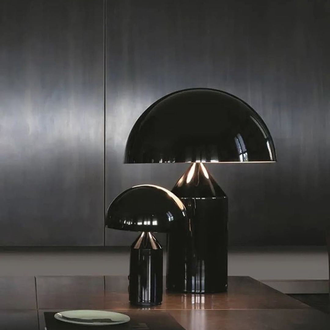 Minimalistisk Bordlampe med Geometrisk Design til Indretning