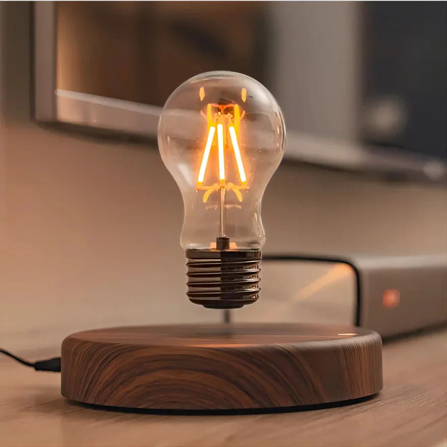 Moderne Bordlampe med Flydende Design og Valnøddebasis