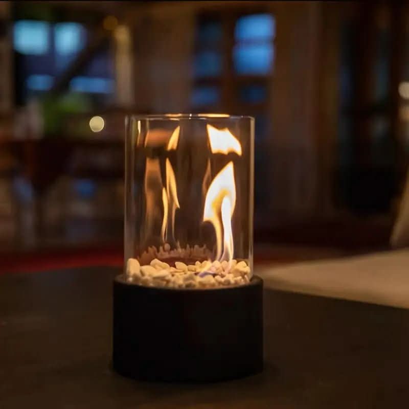 Moderne Bordpejs med Ægte Flammer