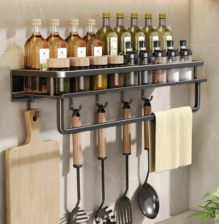 Moderne Køkkenhylde med Pladsbesparende Design