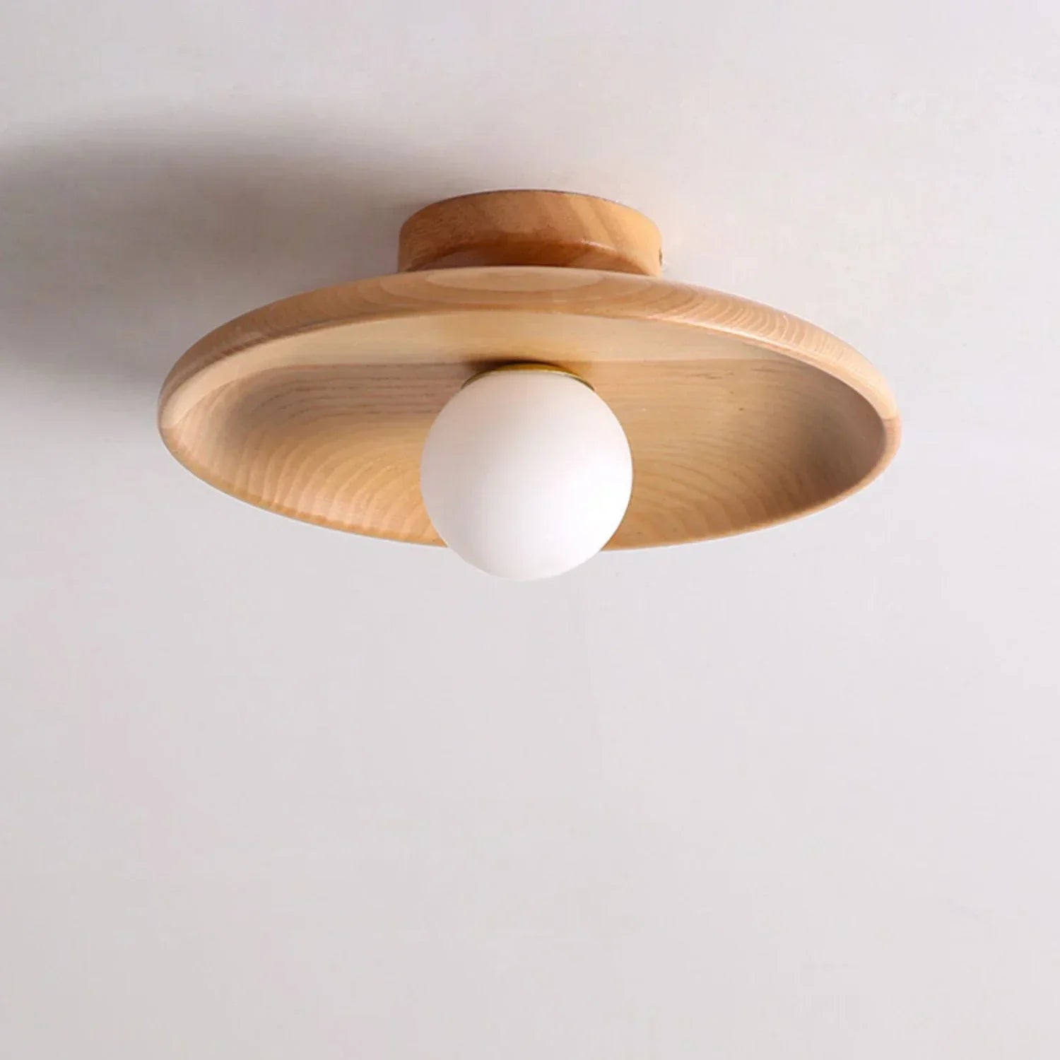 Moderne Loftslampe i Træ Kuglehængende