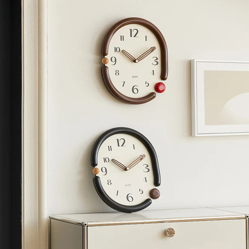 Moderne Vægur Minimalistisk Design