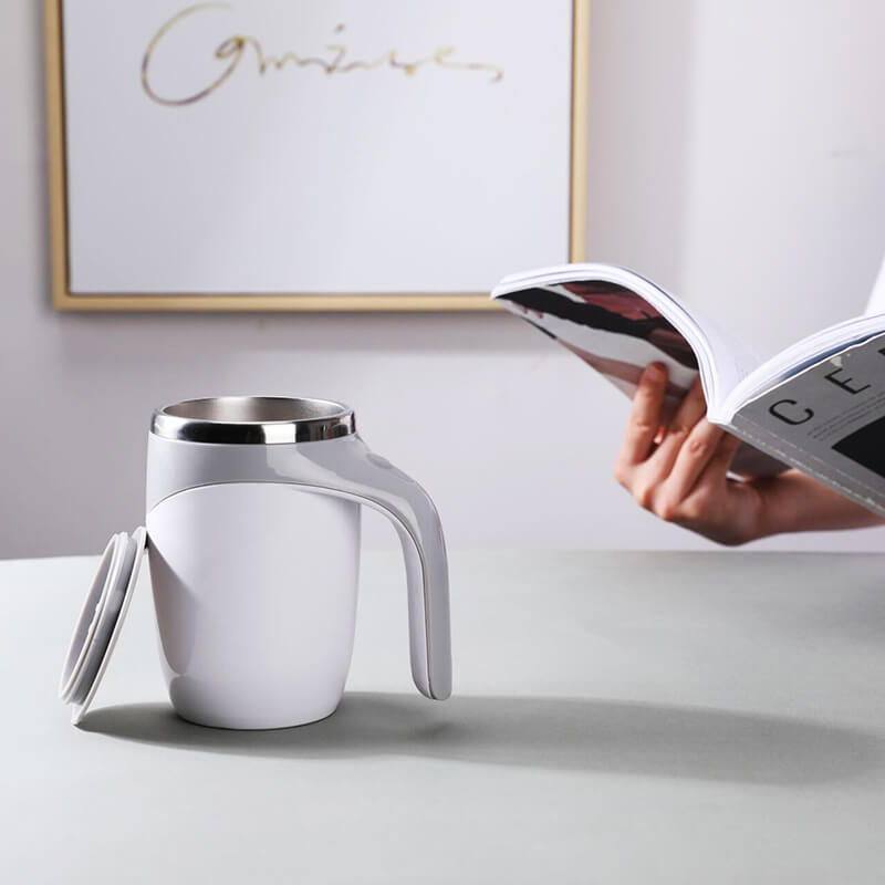 Multifunktionel Drikkekop med Automatisk Omrøring