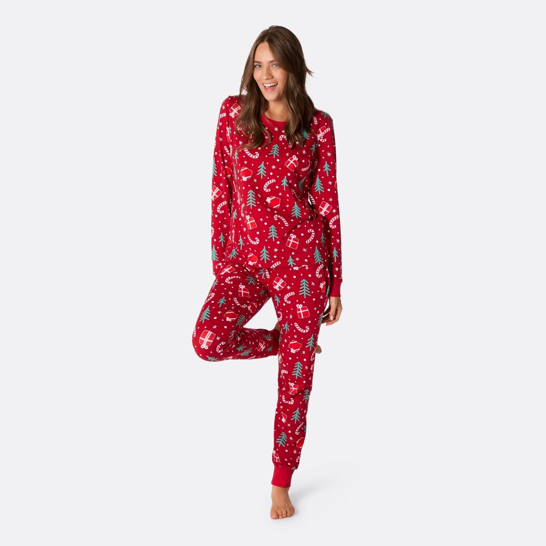 RedJolly | Dame Rød Julemønster Pyjamasæt til Festlig Komfort