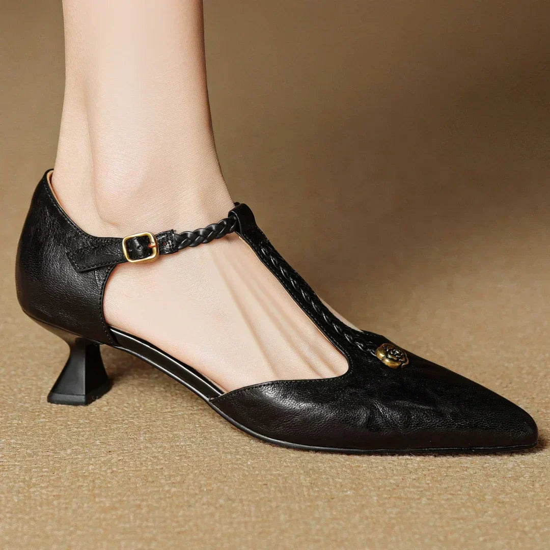 Annie | Talvanna Sandaler