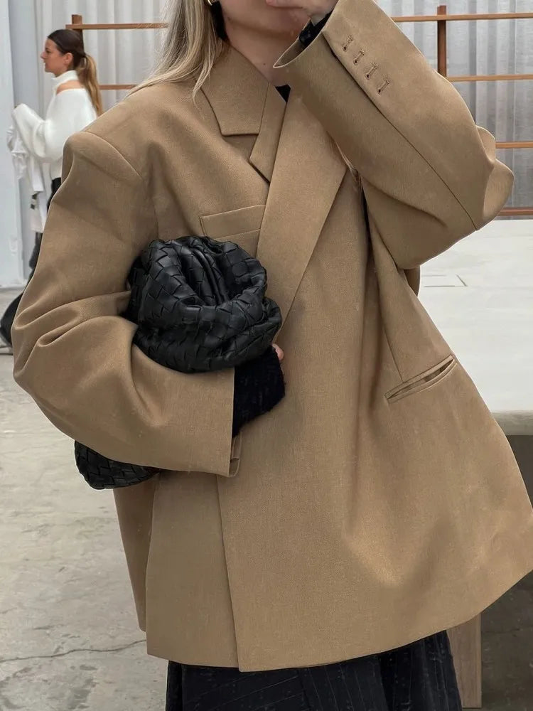 Morgan Blazer Oversize Kvinde – Chic Lang Jakke med Struktureret Krave & Afslappet Pasform