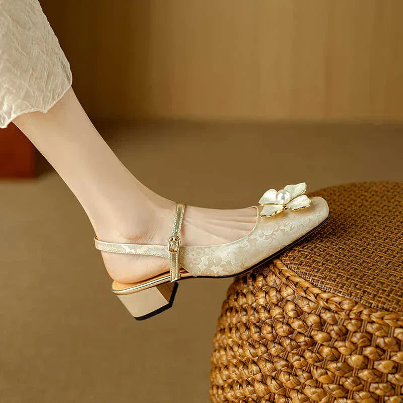 Annie | Eloise Elegante Pumps