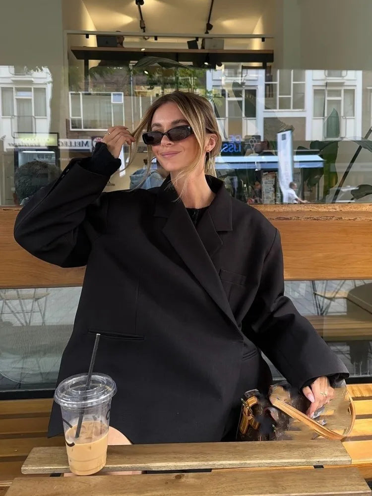 Morgan Blazer Oversize Kvinde – Chic Lang Jakke med Struktureret Krave & Afslappet Pasform