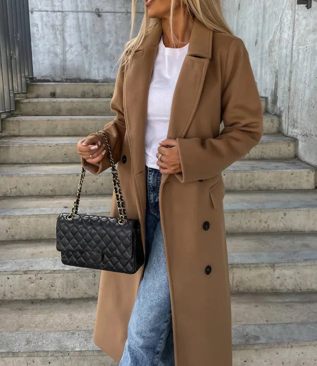 Grace Kvinders Uldfrakke – Lang Dobbeltknappet Frakke med Struktureret Snit & Elegant Stil