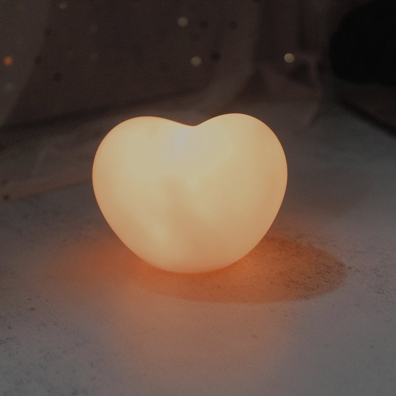 LumiHeart – Elegant Hjerteformet Natlampe for en Hyggelig Atmosfære