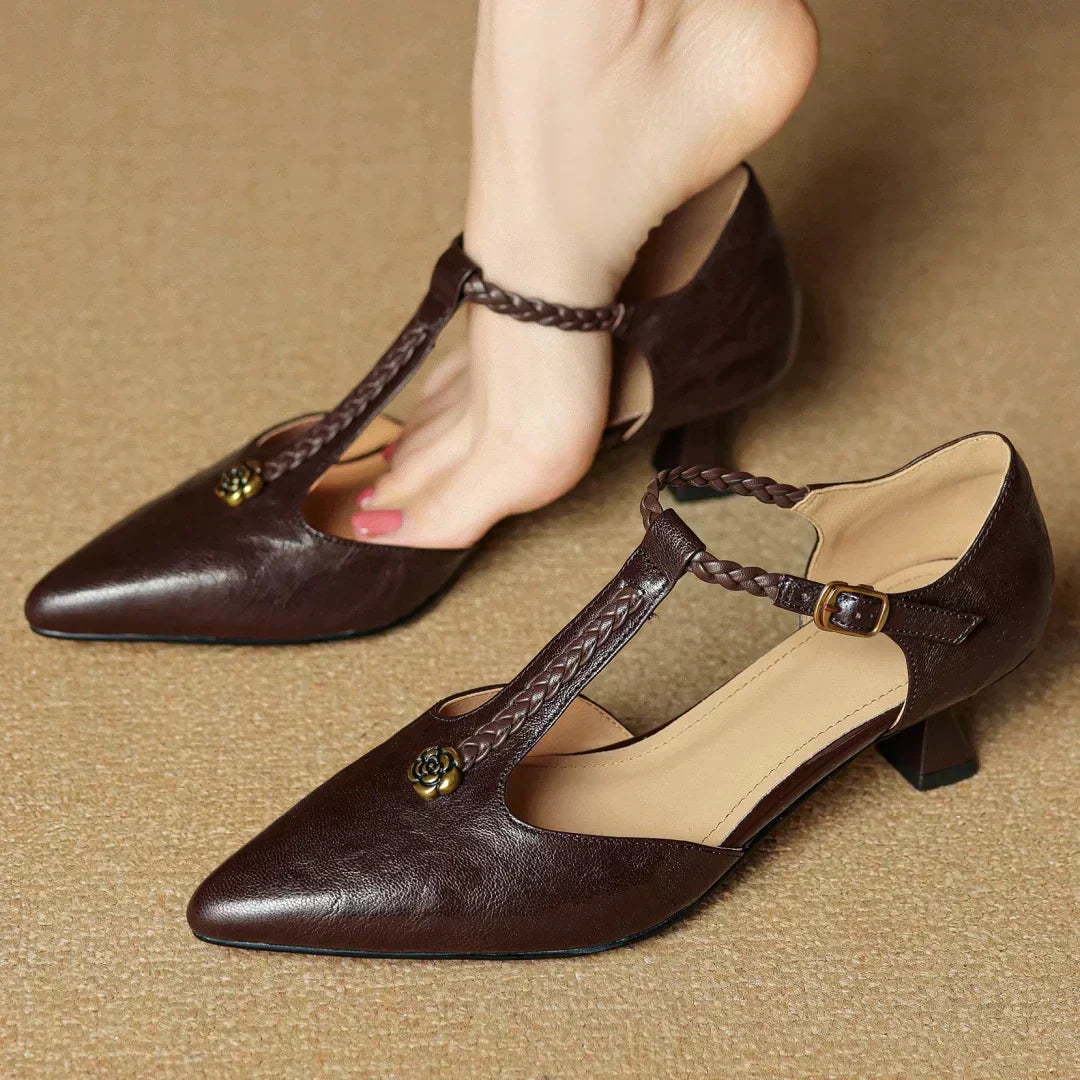Annie | Talvanna Sandaler