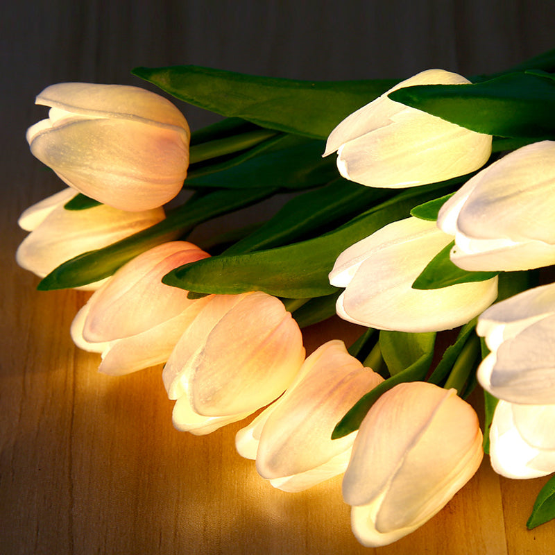 BloomLight LED Tulipan Nattelys – Stemningsfuld Belysning med Naturligt Udseende