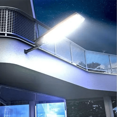Udendørs Solcellelampe SunGuard 3000 - Vejrbestandig Belysning til Indkørsel og Have