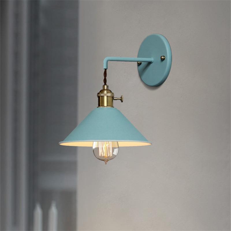 Væglampe i Vintage Stil med Farverigt Design