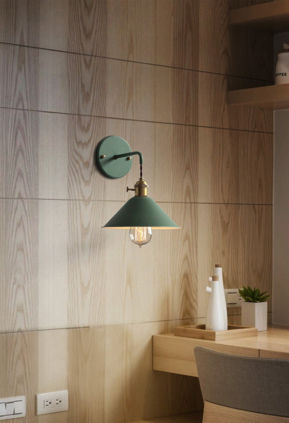 Væglampe i Vintage Stil med Farverigt Design