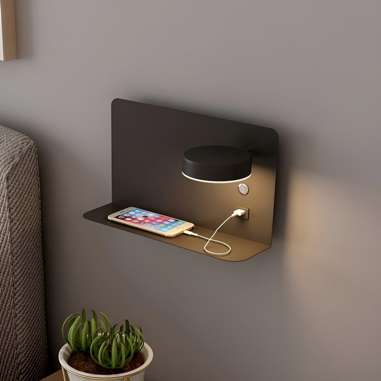 Væglampe med USB Oplader og Tre Lysfarver