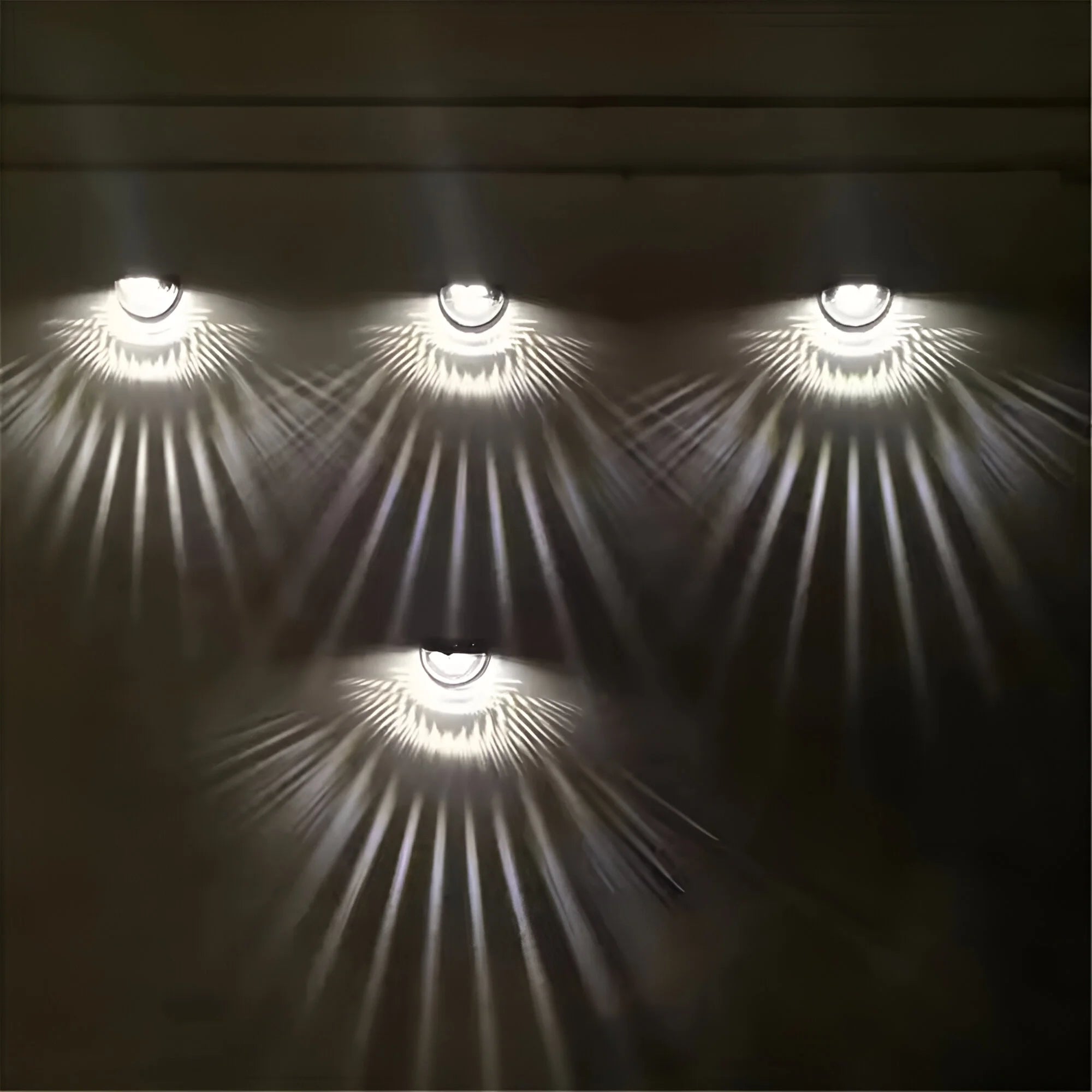 Væglampe til Have med Solenergi