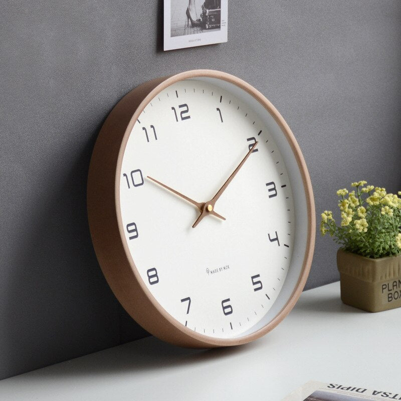 Vægur i Skandinavisk Stil