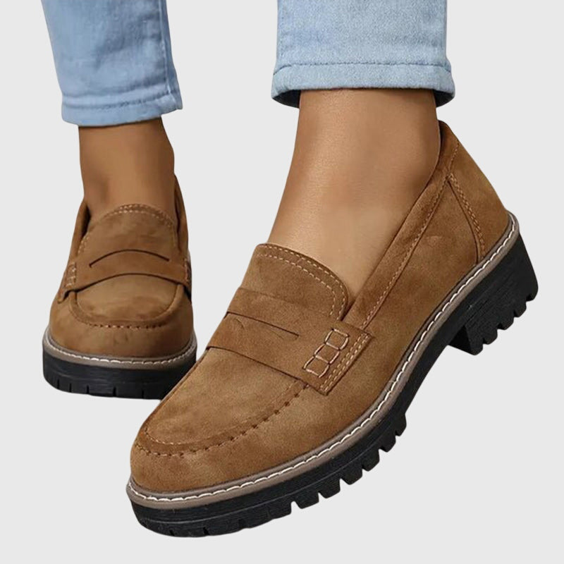 Melania | Tidløse Suede Loafers