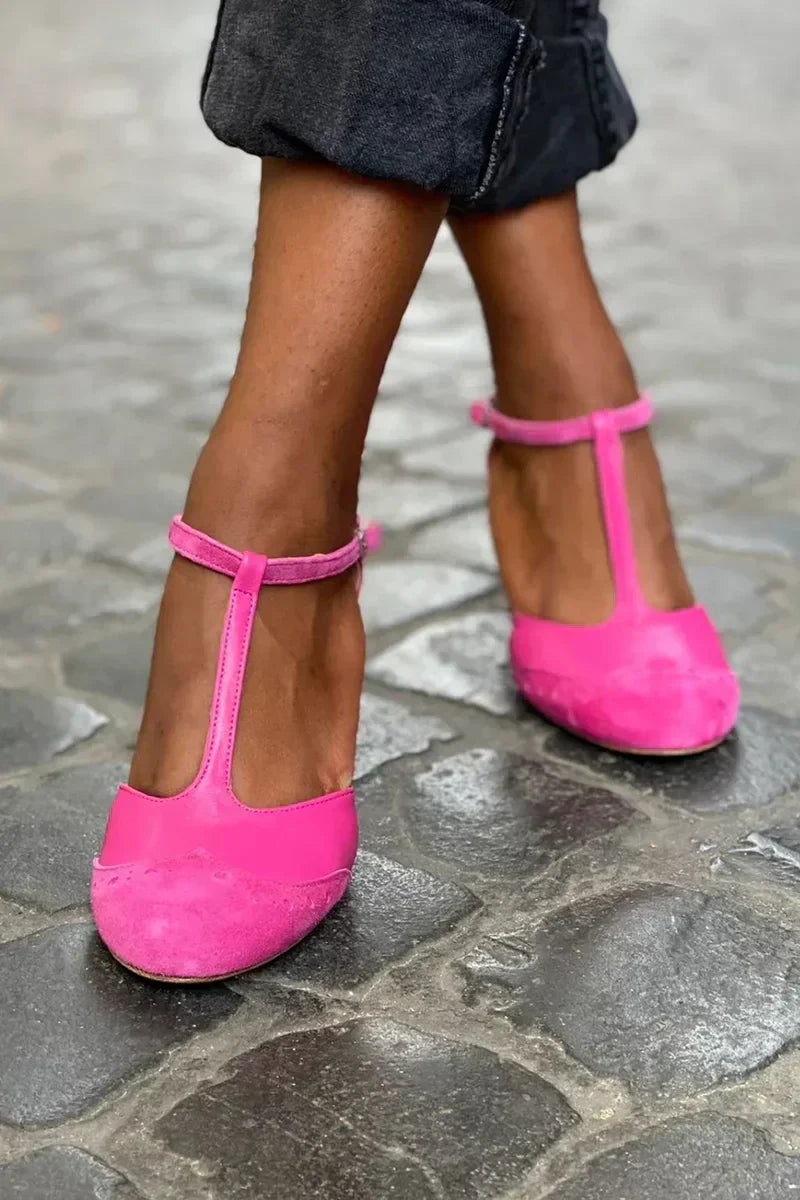 LUKKET SANDAL MED T-BAR REM
