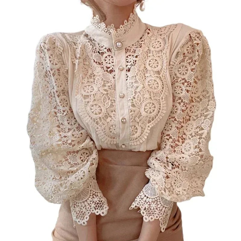 Blomsterbluse med hul blonder til kvinder