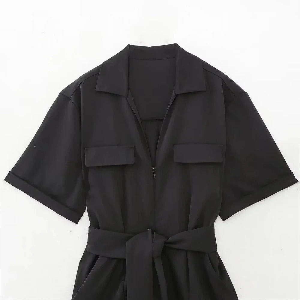 Kortærmet jumpsuit til kvinder