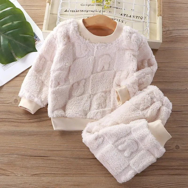 Vinterpyjamas i flannel til børn