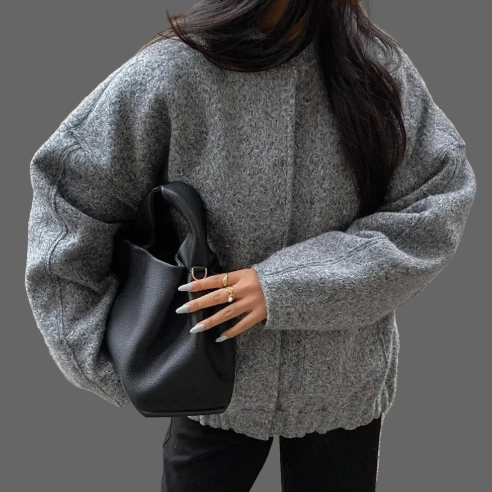 Leia Bouclé Blouson Kvinde – Oversize Jakke med Blød Struktur og Minimalistisk Design