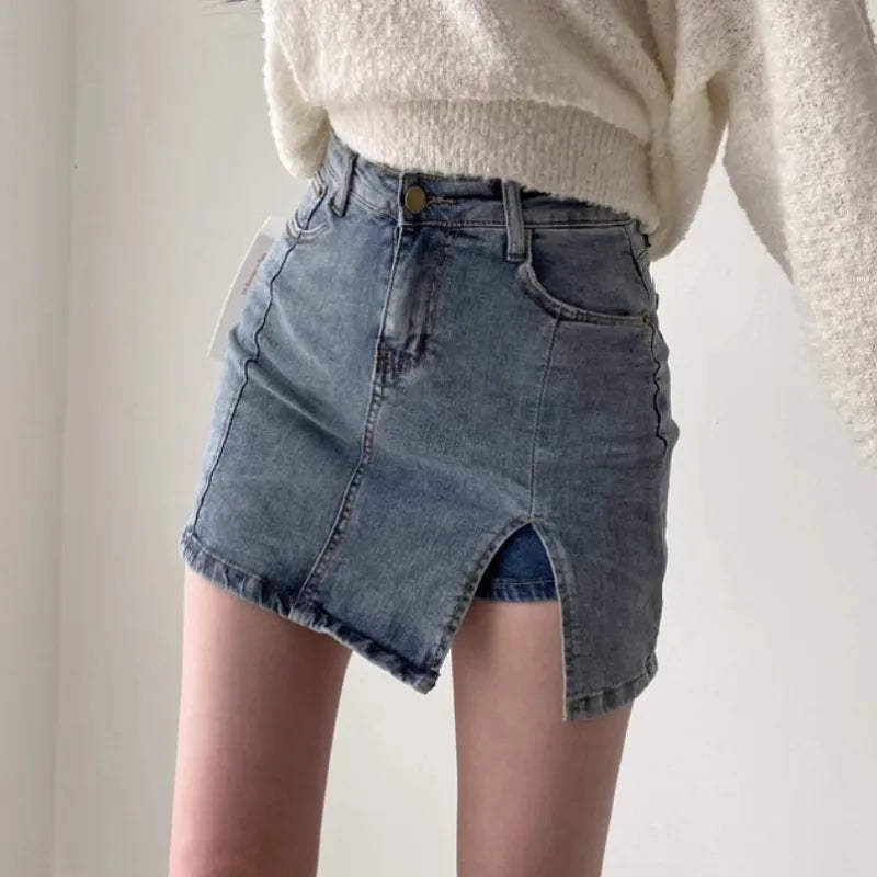 Høj Talje Nederdel med Tætsiddende Snit til Kvinder | Ideel til Afslappede og Festlige Outfits