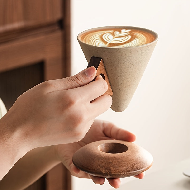 BaristaLuxe Keramisk Kaffe Kop 250ml – Håndlavet med Træhåndtag og Underlag