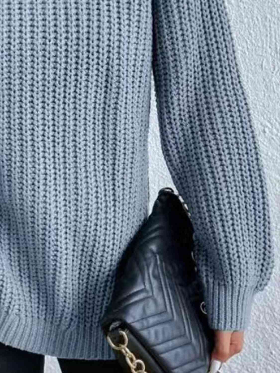 Angela Pull Kvinde – Ribbet Turtleneck Sweater med Chic Side Slids til Elegant Efterår/Vinter