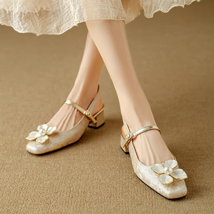 Annie | Eloise Elegante Pumps