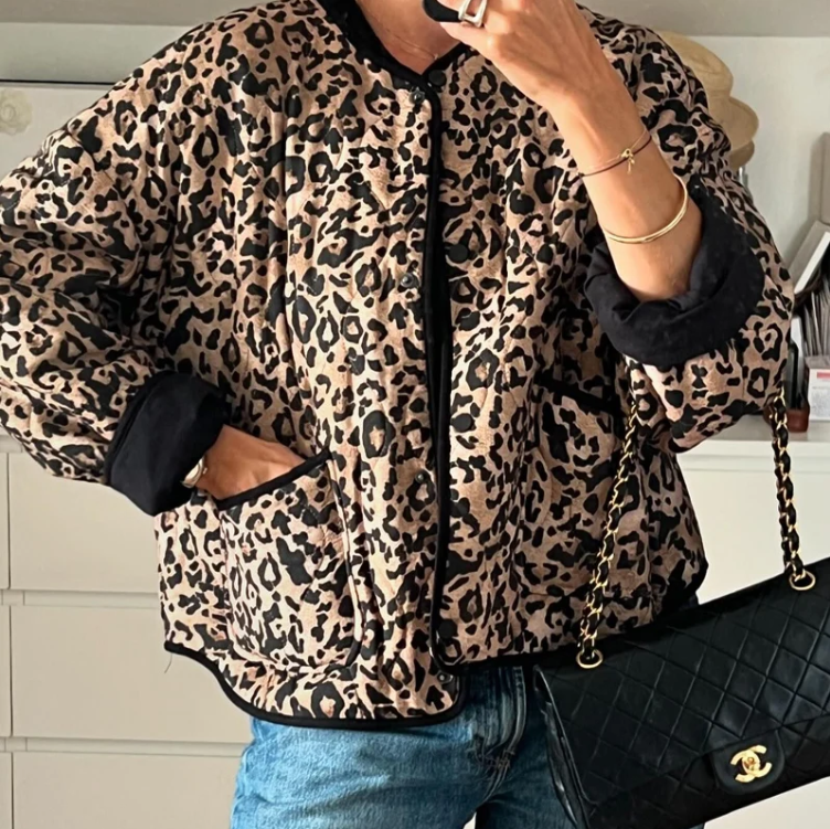 Leopard-vatteret jakke til kvinder