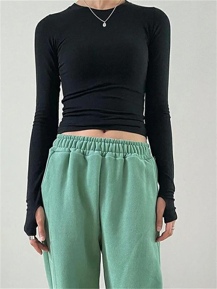 Slim Fit-top med rund hals til kvinder