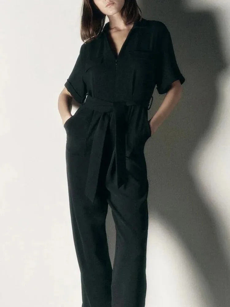 Kortærmet jumpsuit til kvinder
