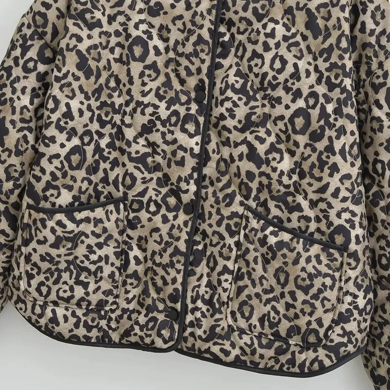 Leopard-vatteret jakke til kvinder
