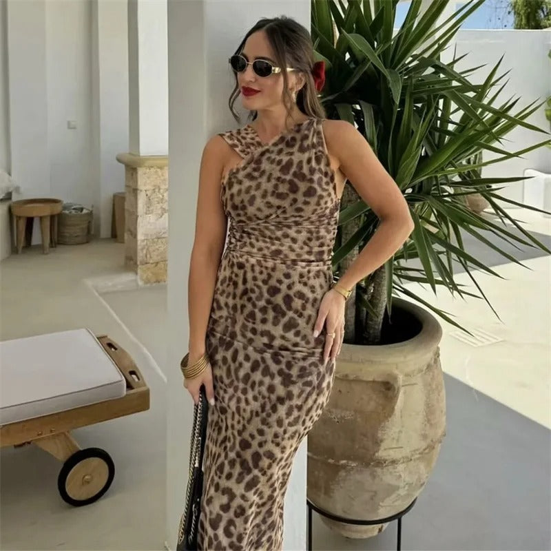 Dame af gennemsigtig tyl off-shoulder top