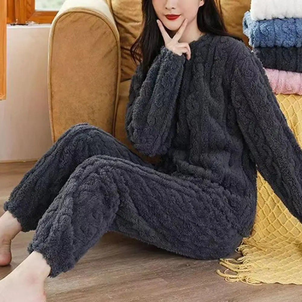 Hyggeligt pyjamassæt til kvinder