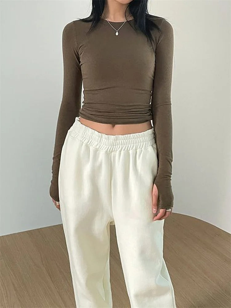 Slim Fit-top med rund hals til kvinder