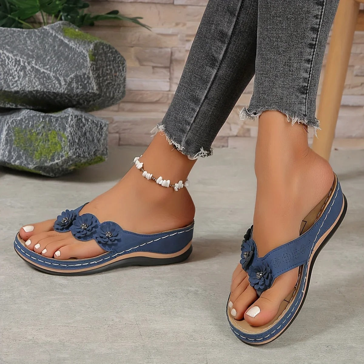 Blomstrede slip-on-strandtøfler til kvinder