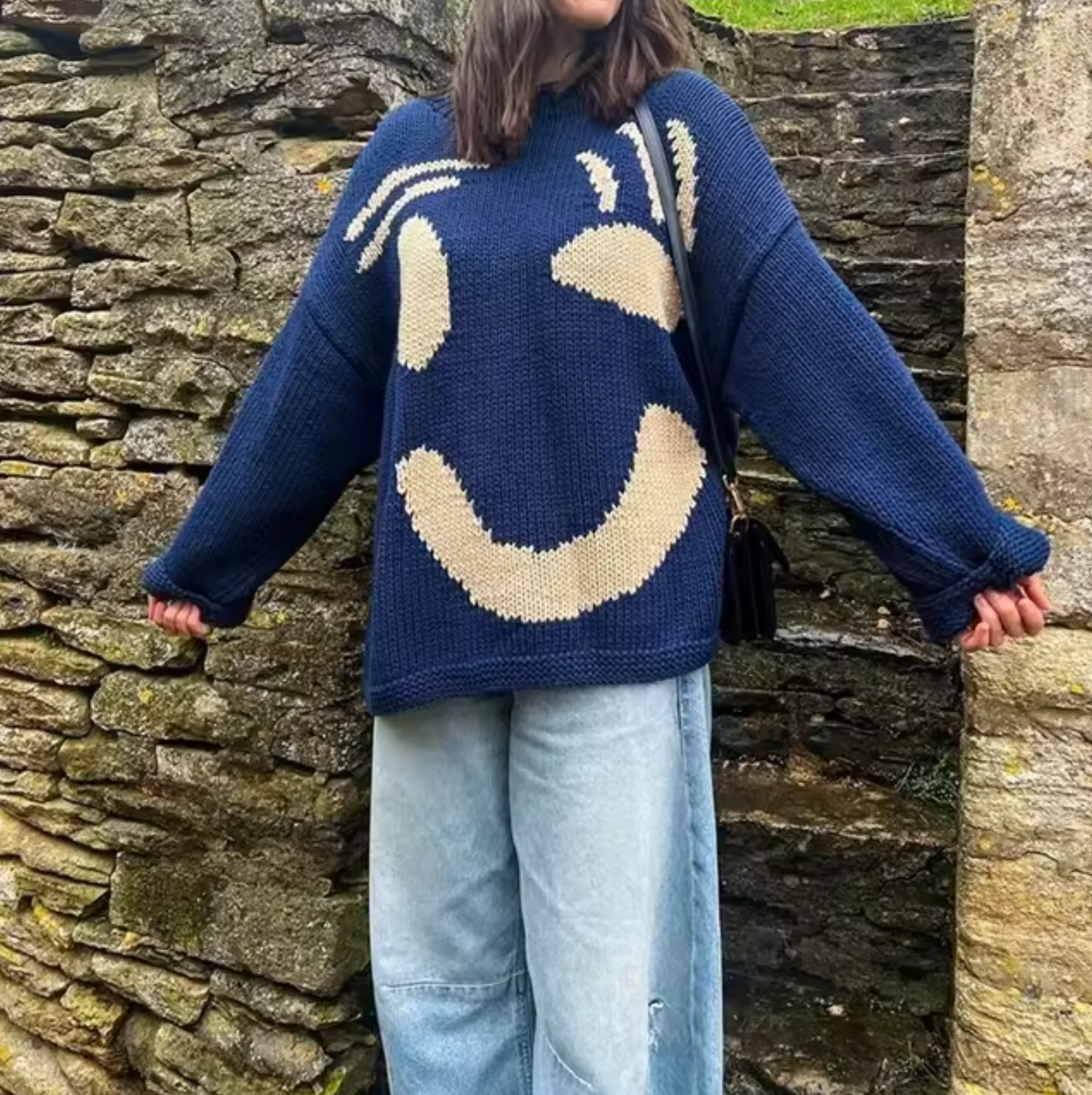 Fay Oversize Bohemian Kvinders Sweater – Blød Bomulds Sweatshirt med Trendy Smile Mønster